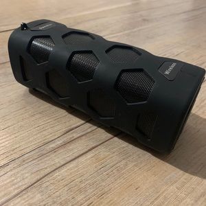 Wireless Bluetooth speaker 🔈 connects to phone